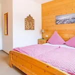 Feriehus With 2 Bedrooms *